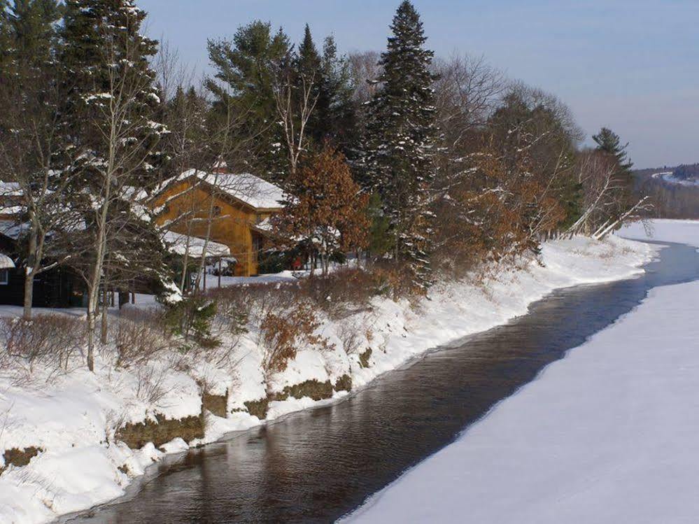 Pond'S Resort Blackville Esterno foto